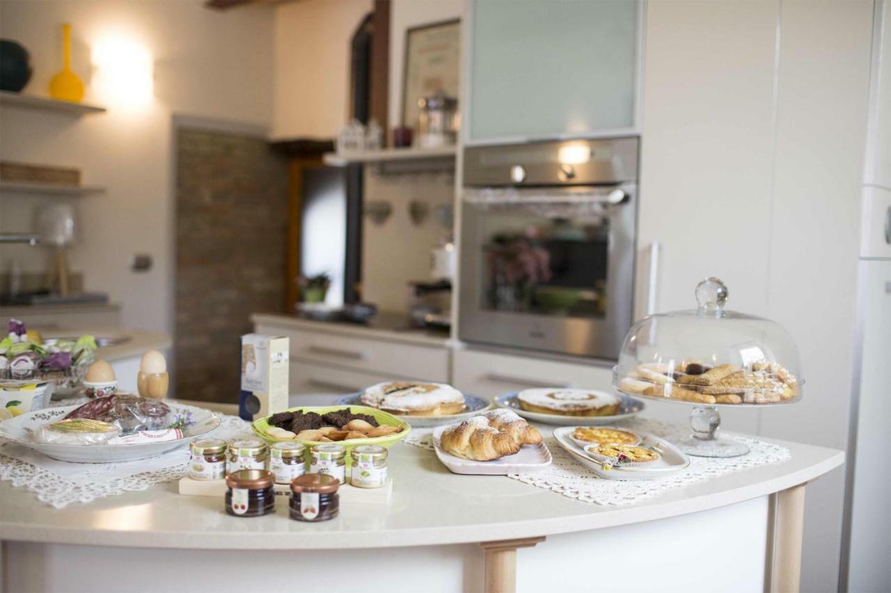 Carossi B&B Castagnole delle Lanze Esterno foto
